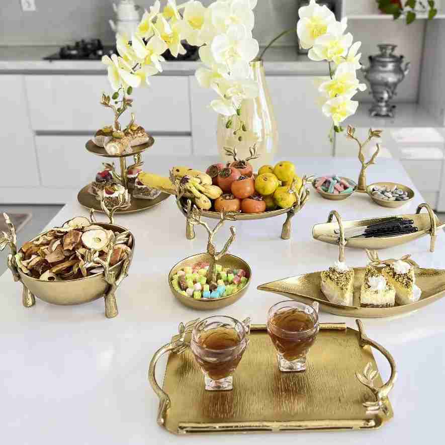سرویس گلبرگ طلایی