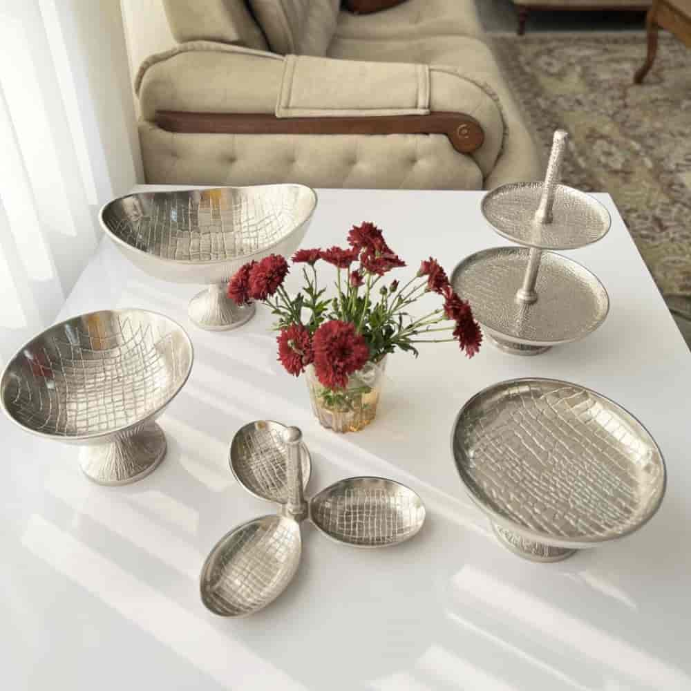 سرویس پنج پارچه طرح چرمی نقره ای