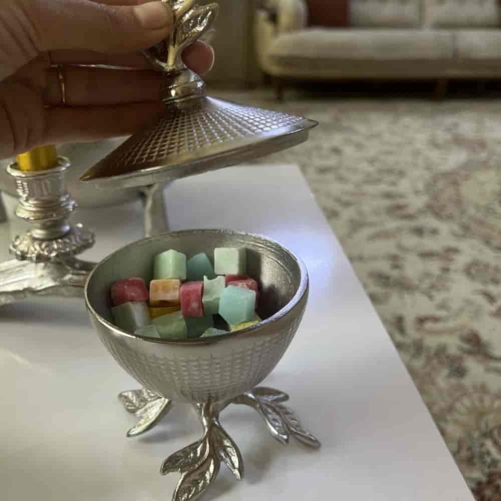 قندان گلبرگ نقره ای
